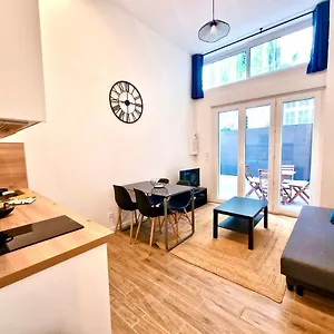  Apartment Petite Californie France
